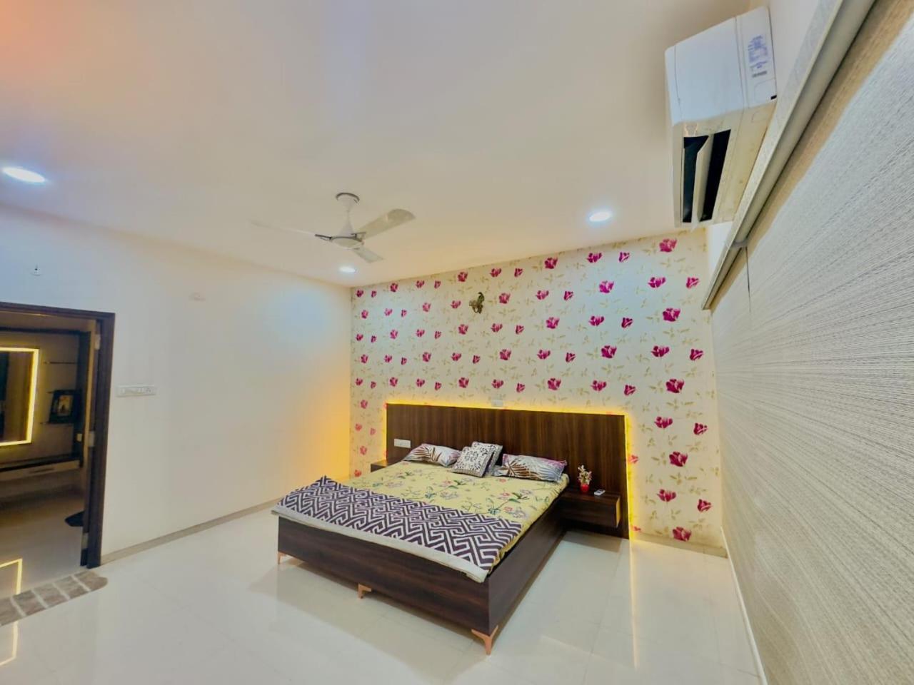 Gulmohar Villa インドール エクステリア 写真